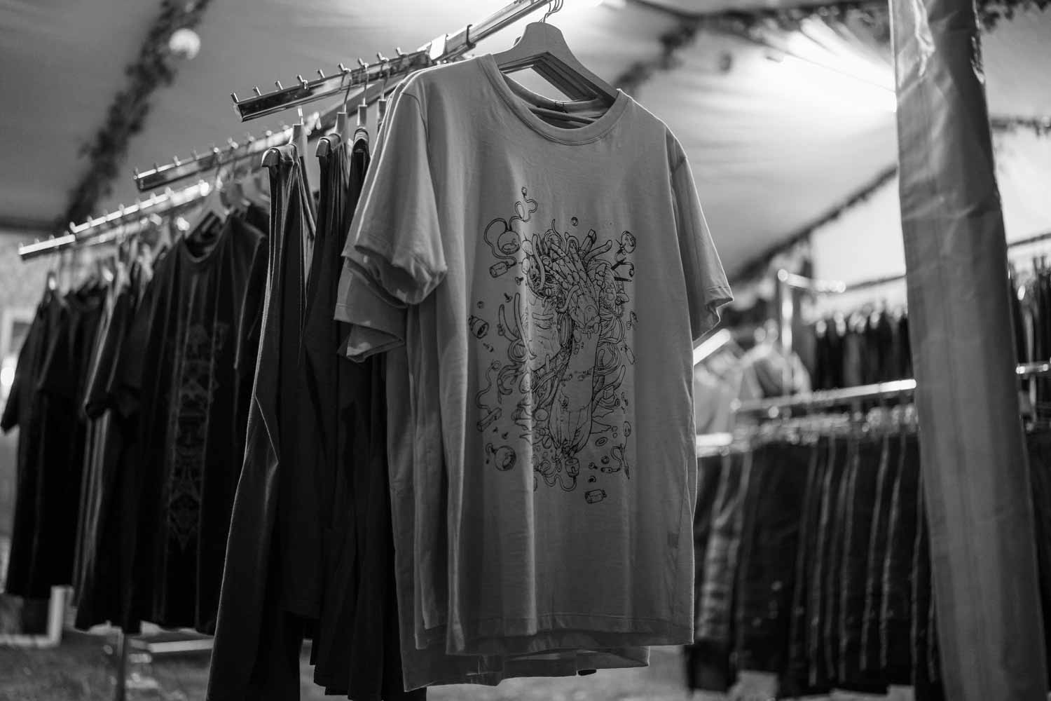 Explore Avanyah's art wear collection at street markets, featuring unique designs for festivals, music events and art fairs.