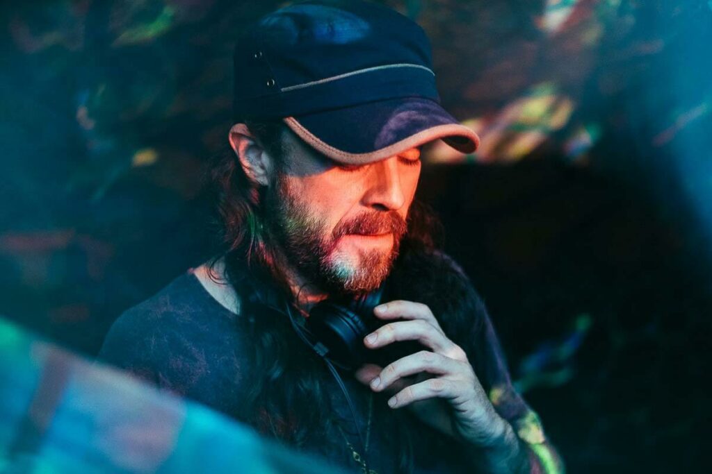News spotlight - Exclusive chat with artist Kojo Style about his music, art and the Desert Base festival in Israel